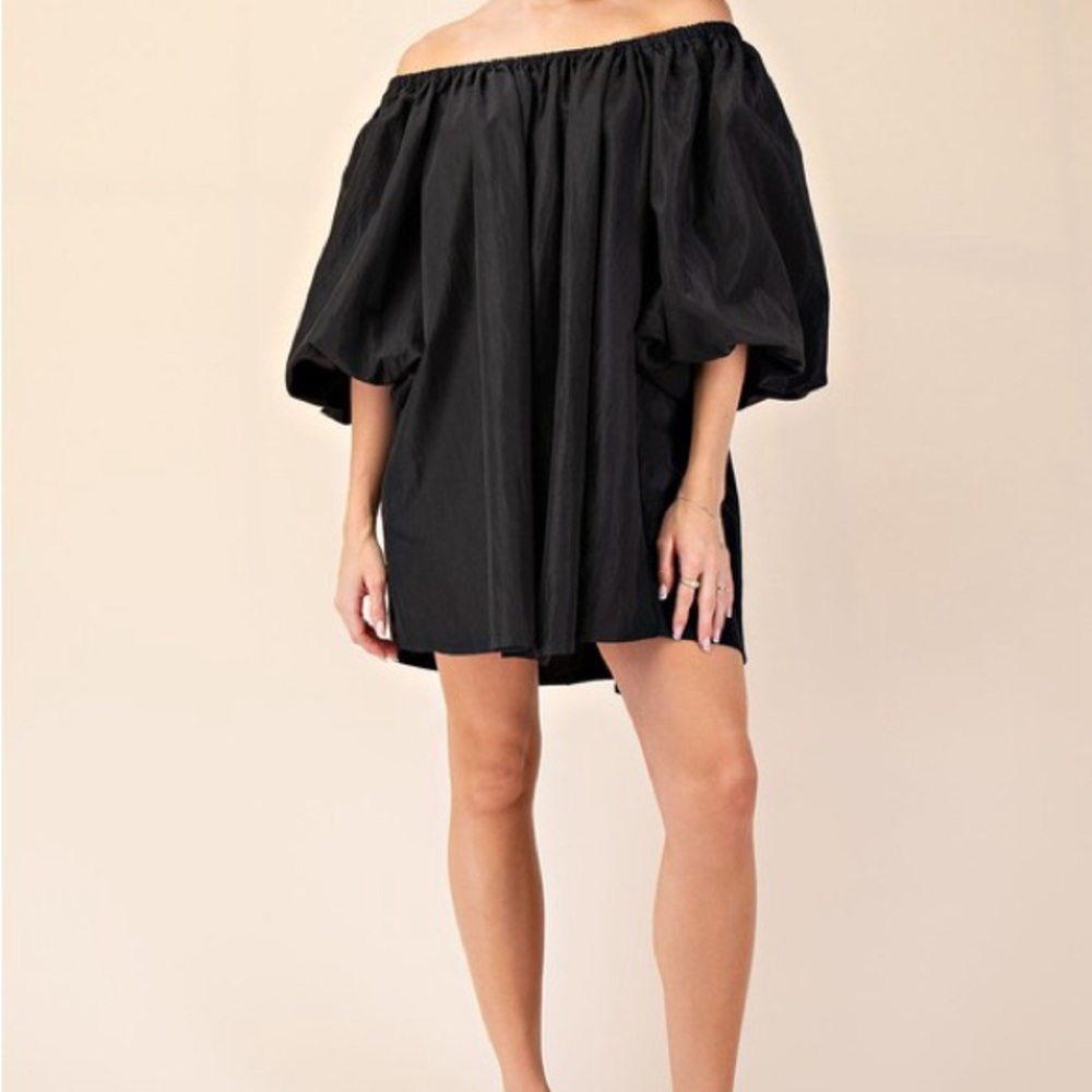 🖤JUST ARRIVED🖤 Elegant Off-Shoulder Dress - Picture 2 of 6